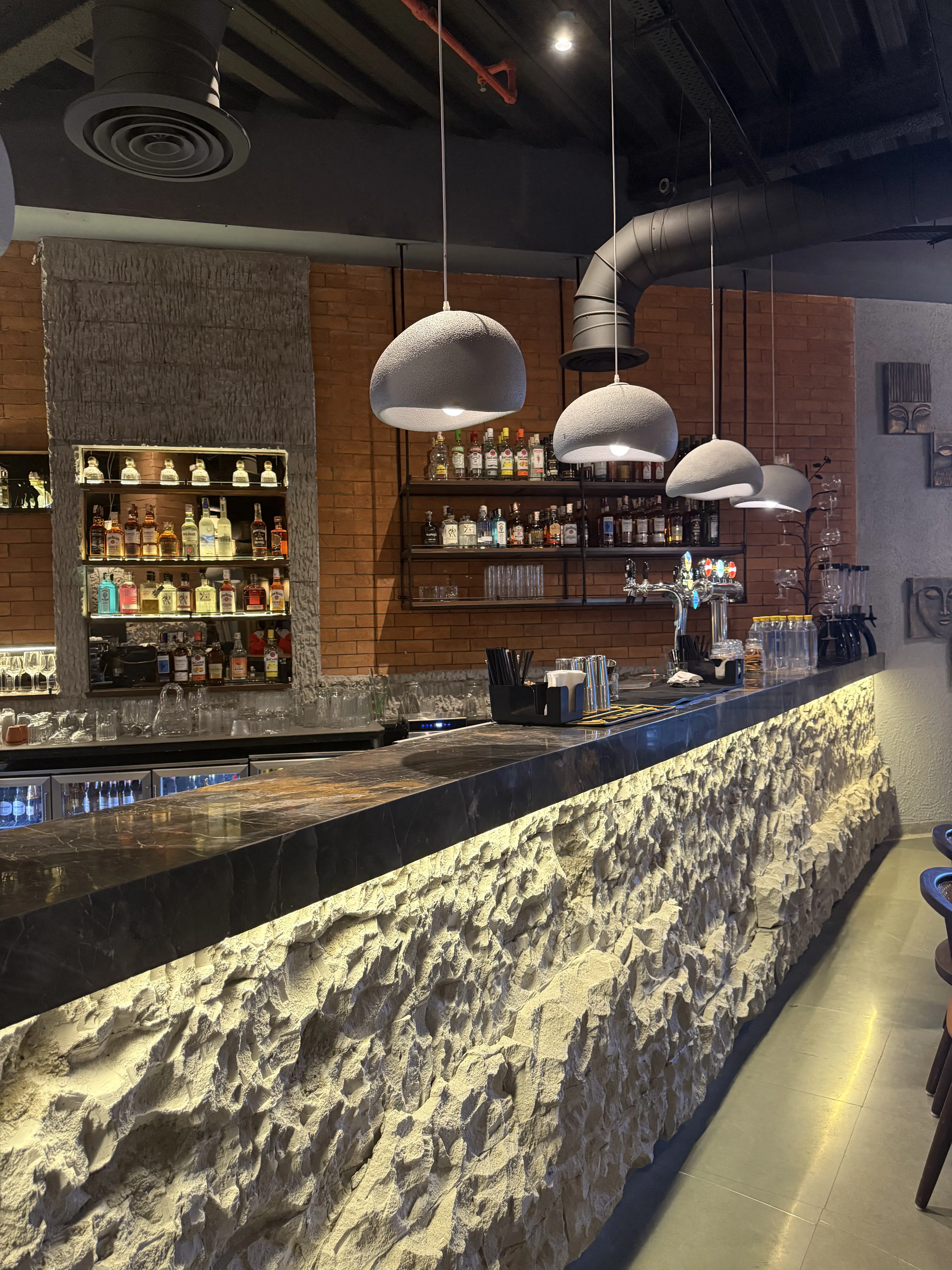 Basil & Beans Ambience